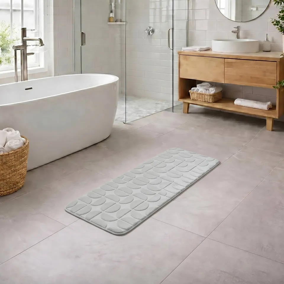 evideco-bathroom-mats-tapis-bain-m-moire-gris-45x120-demi-lune image 1