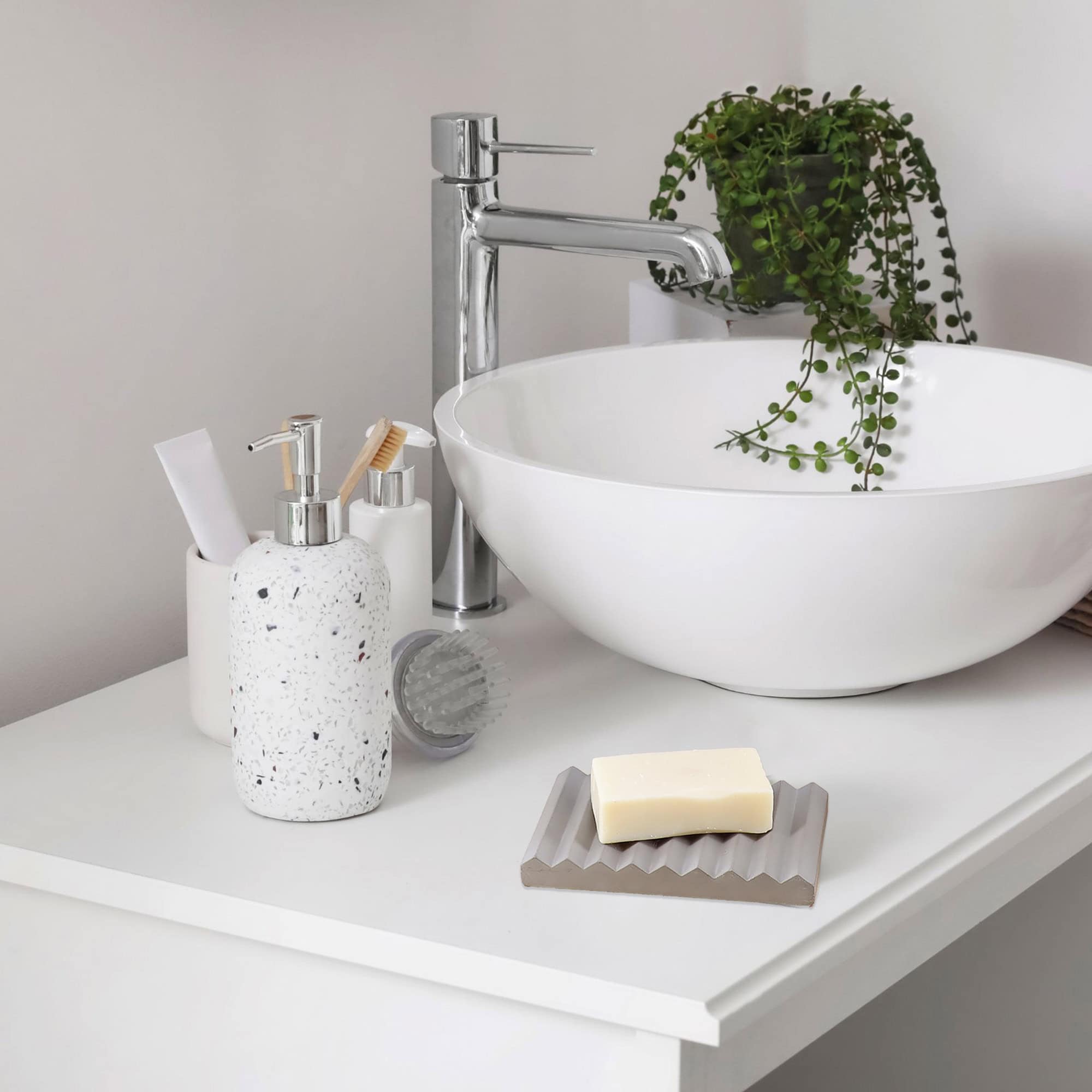 evideco-bathroom-accessories-porte-savon-ciment-gris-stri image 5