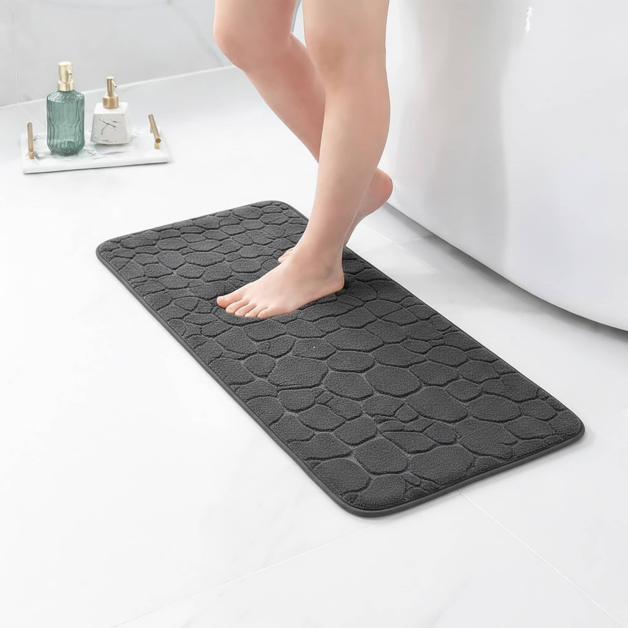 evideco-bathroom-mats-tapis-de-bain-48x18-gris-fonc-mousse-m-moire-galet image 1