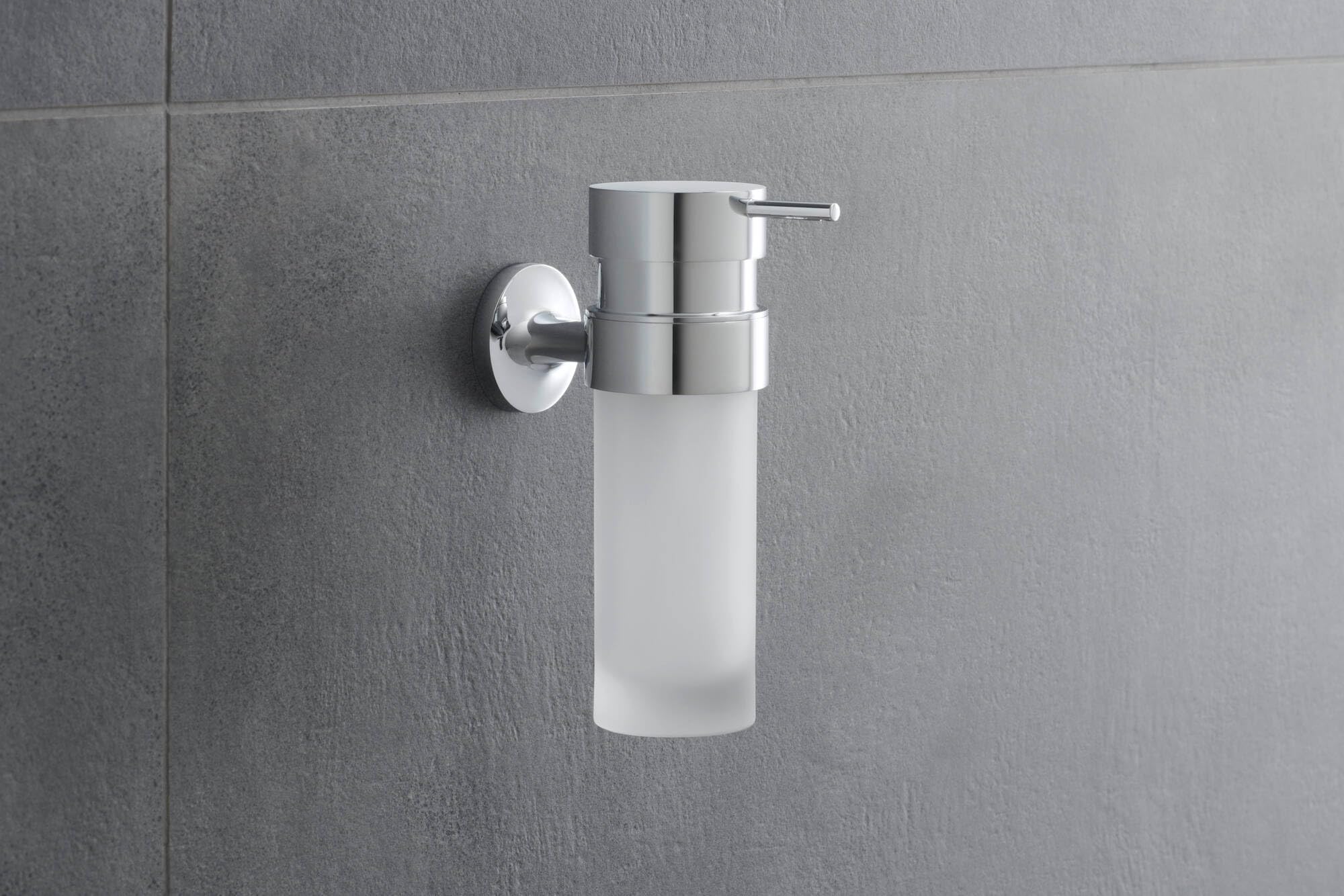 duravit-accessoires-distributeur-savon-mural-chrome-175-ml-verre image 5