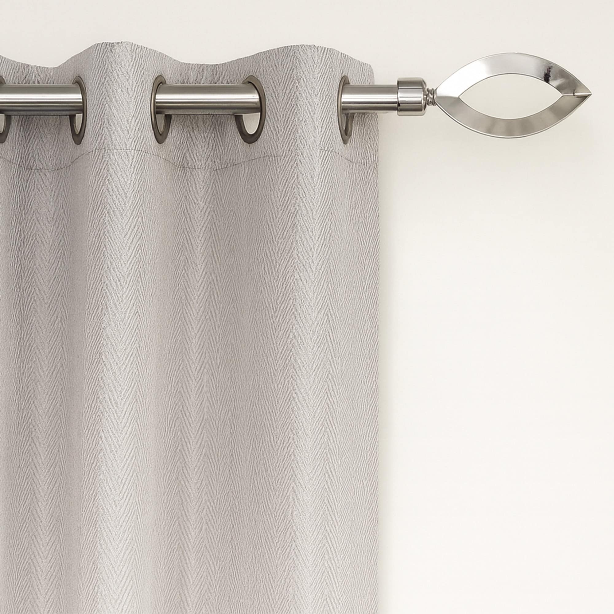 evideco-home-accessories-tringle-rideau-extensible-50-82-chrome image 4