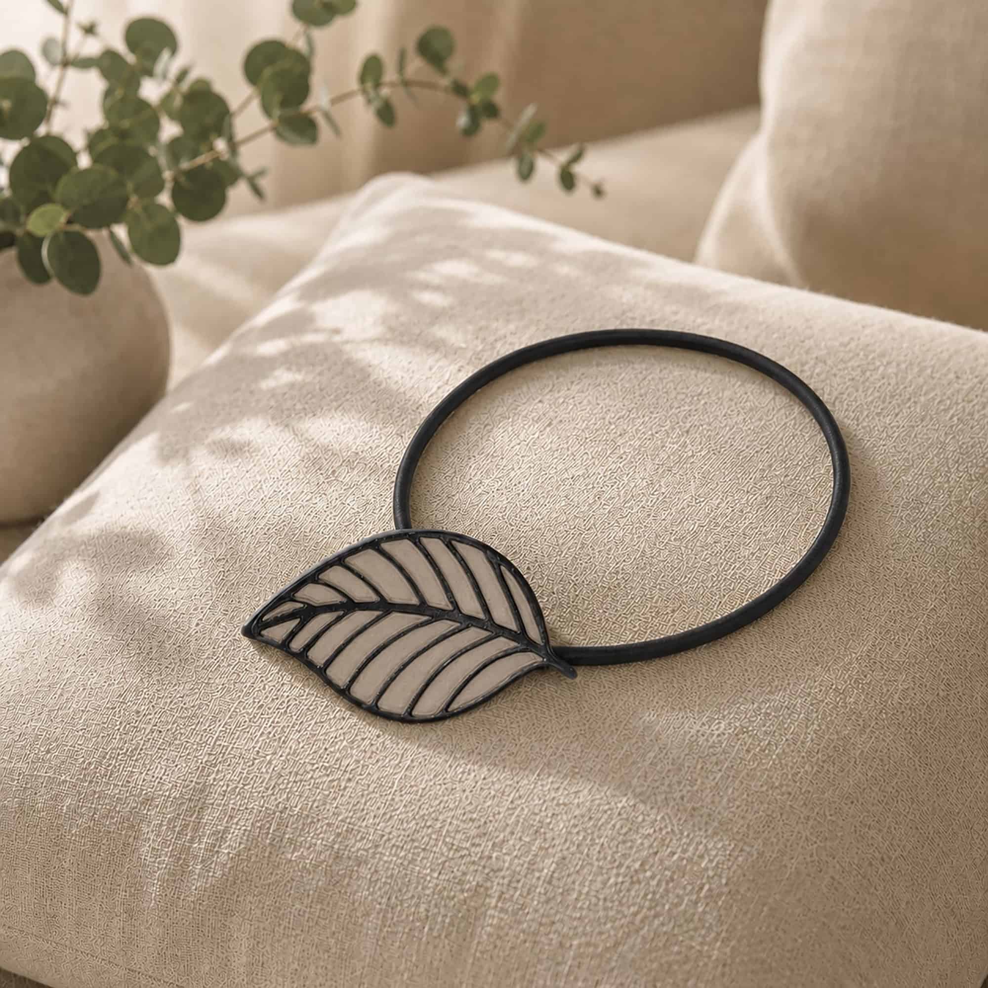 evideco-home-accessories-embrasse-rideau-magn-tique-taupe-feuille-r-sine image 7