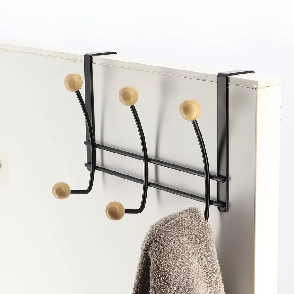 evideco-pat-re-de-porte-noire-6-boules-bois-porte-serviettes image 1