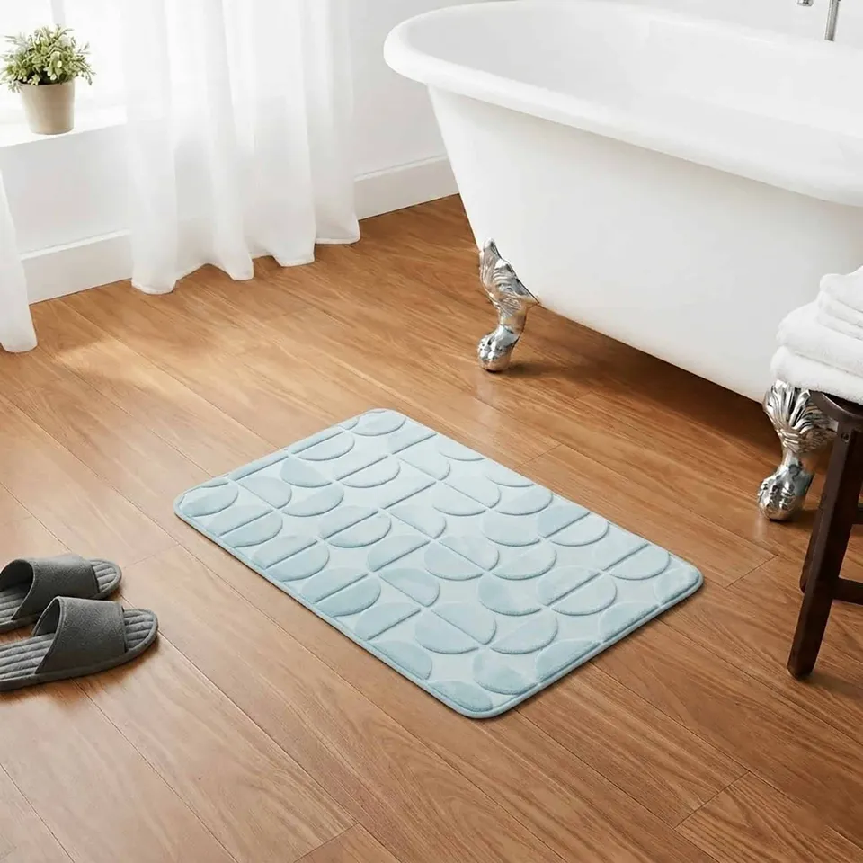 evideco-shower-accessories-tapis-bain-bleu-clair-50x80-m-moire image 1