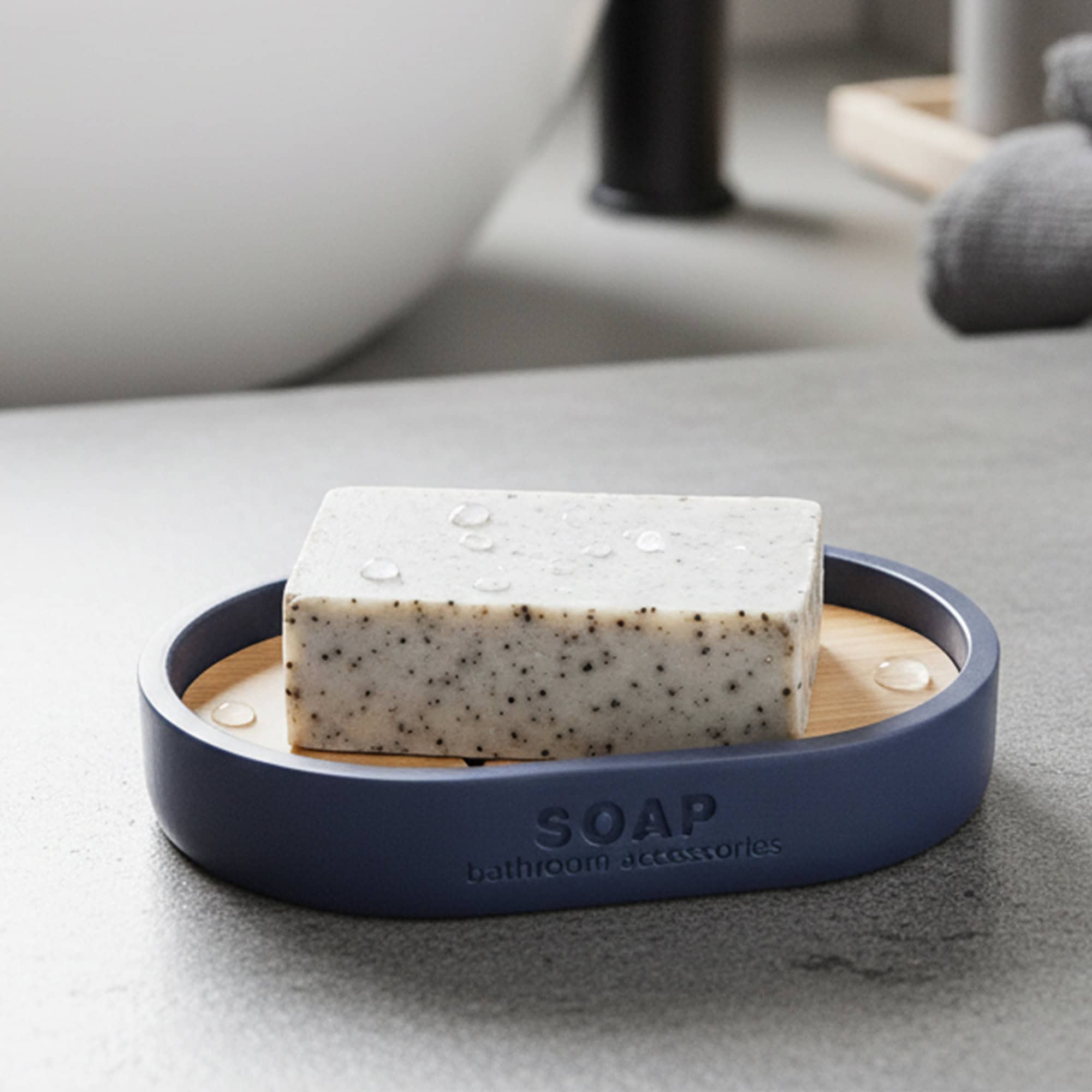 evideco-bathroom-accessories-porte-savon-bleu-marine-bambou image 3