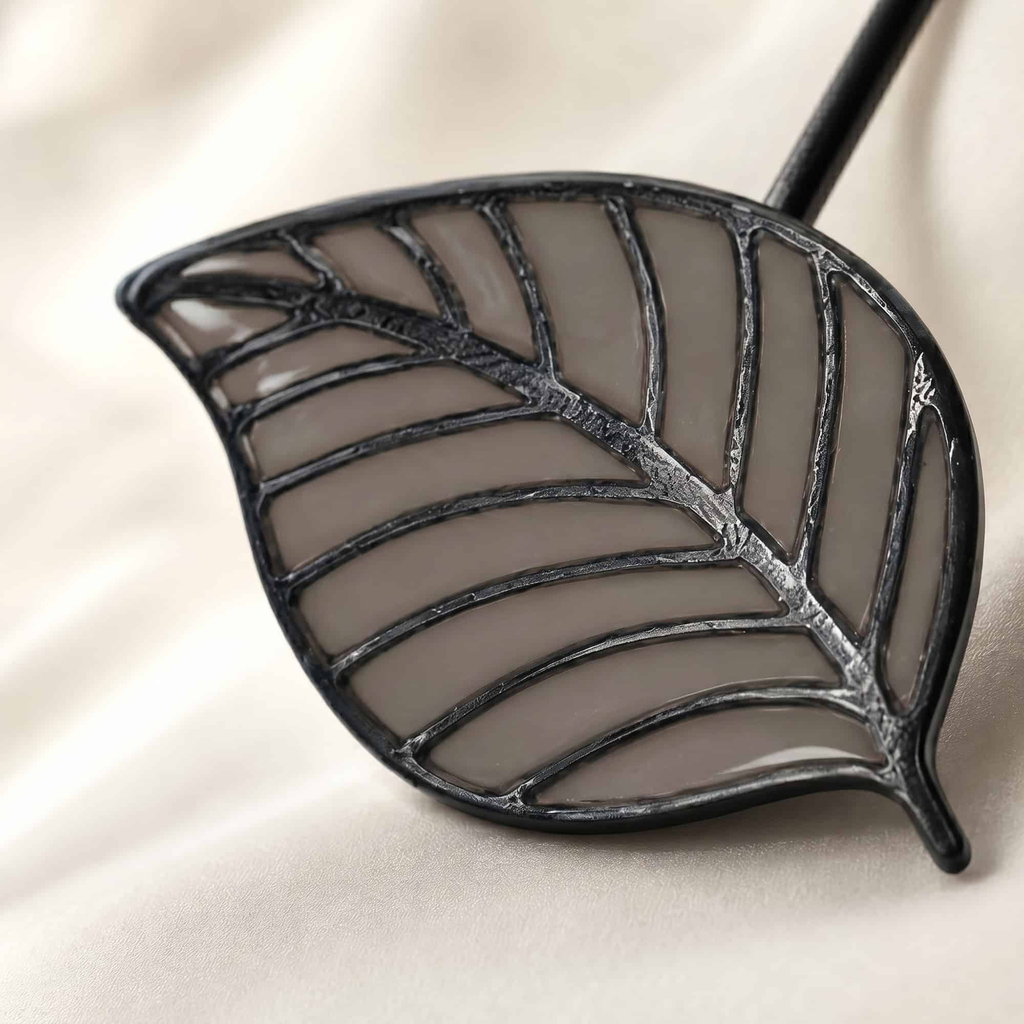 evideco-home-accessories-embrasse-rideau-magn-tique-taupe-feuille-r-sine image 5