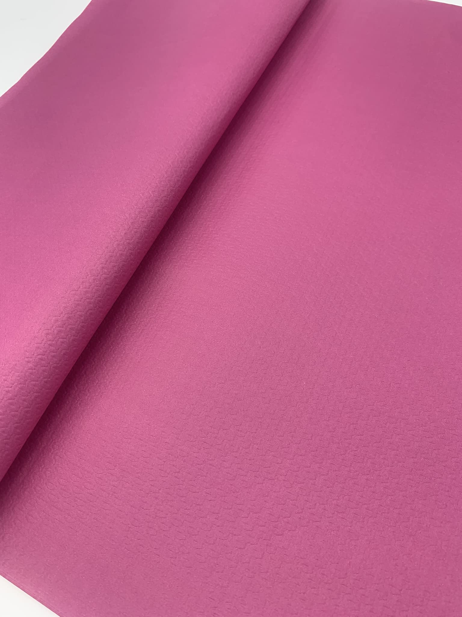 dstock60-arts-de-la-table-nappe-jetable-framboise-60x100-cm-lot-500 image 1