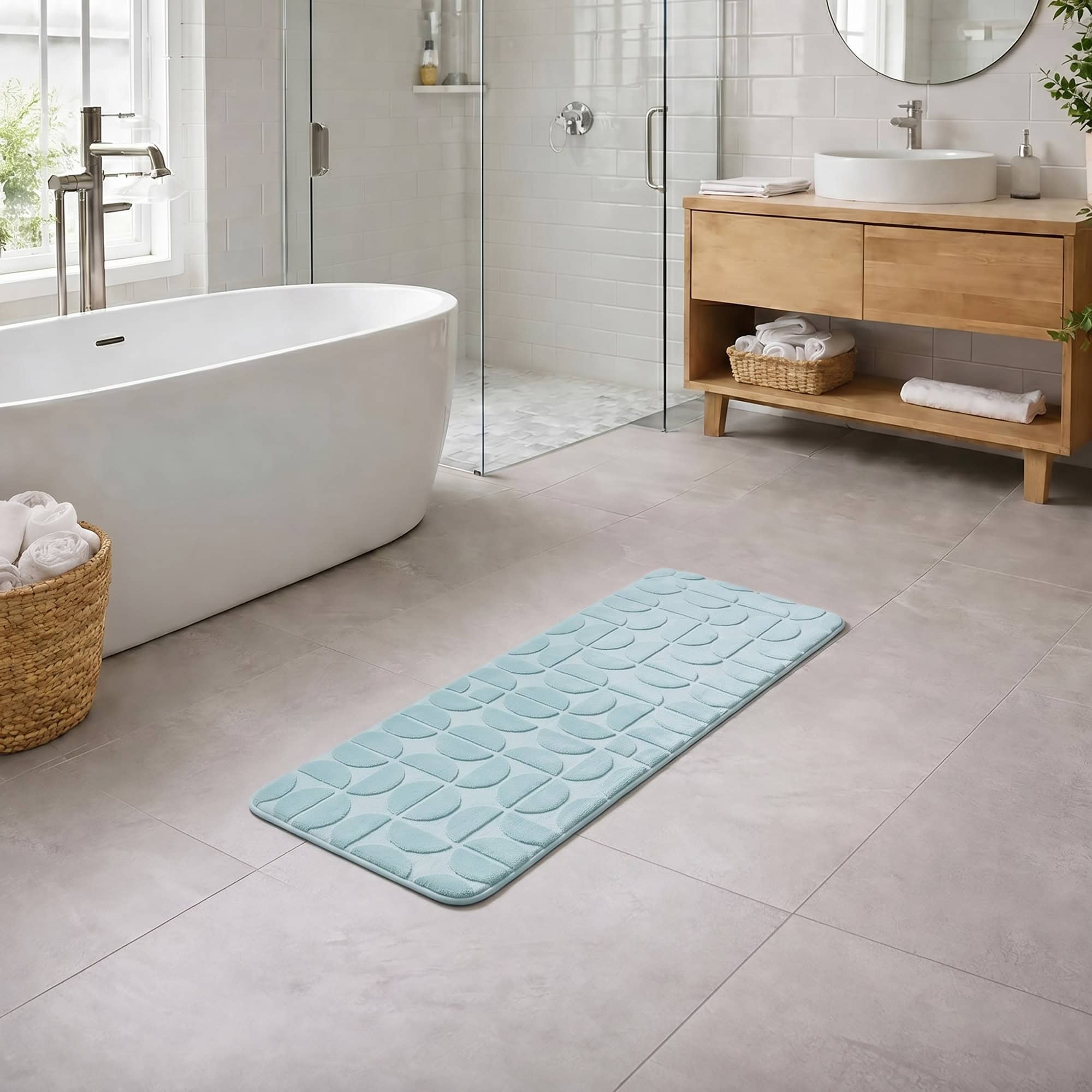 evideco-demi-lune-tapis-de-bain-bleu-clair-45x120-m-moire-de-forme image 1